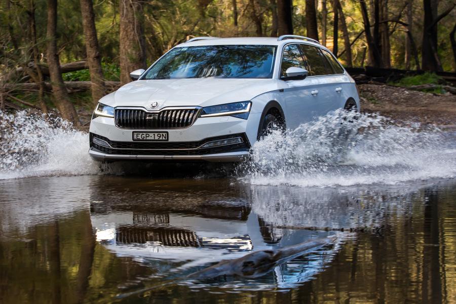  Skoda Superb Scout (3V) 2020 года  (AU) (фото 6 из 35)